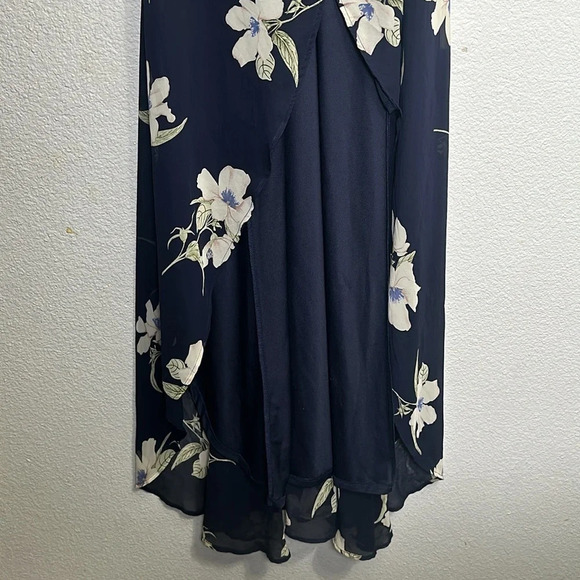 Lulu’s All Mine Navy Floral Print High Low Wrap Dress Womens Size Medium - Picture 4 of 14